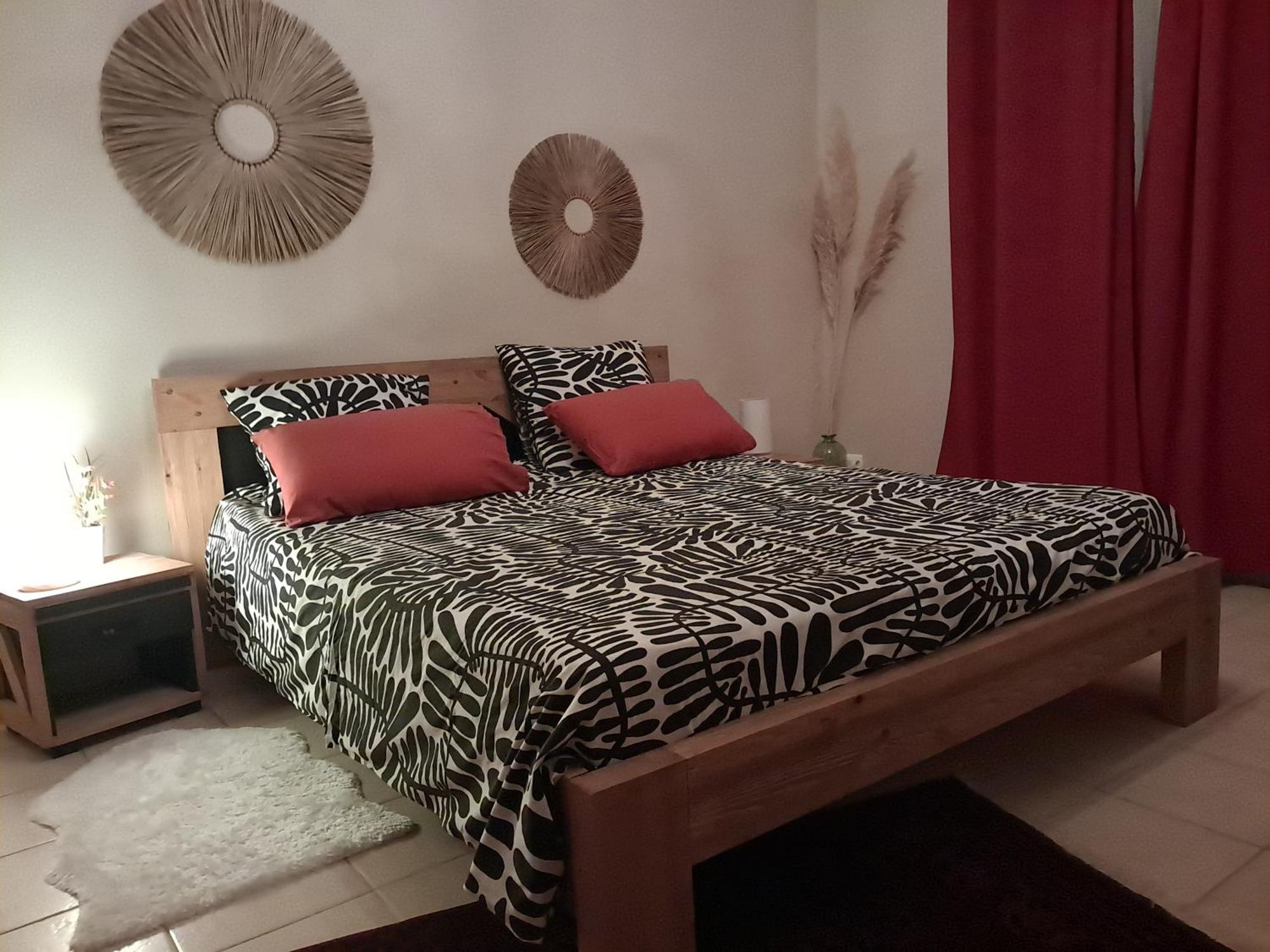 L'Oostaloo Logement De Vacances Usclas-l'Herault Екстер'єр фото